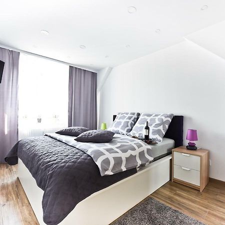 Apartament Centrum Z Miejscem Parkingowym Торунь Екстер'єр фото
