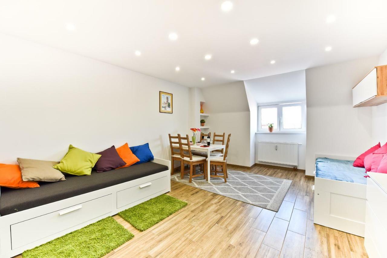 Apartament Centrum Z Miejscem Parkingowym Торунь Екстер'єр фото