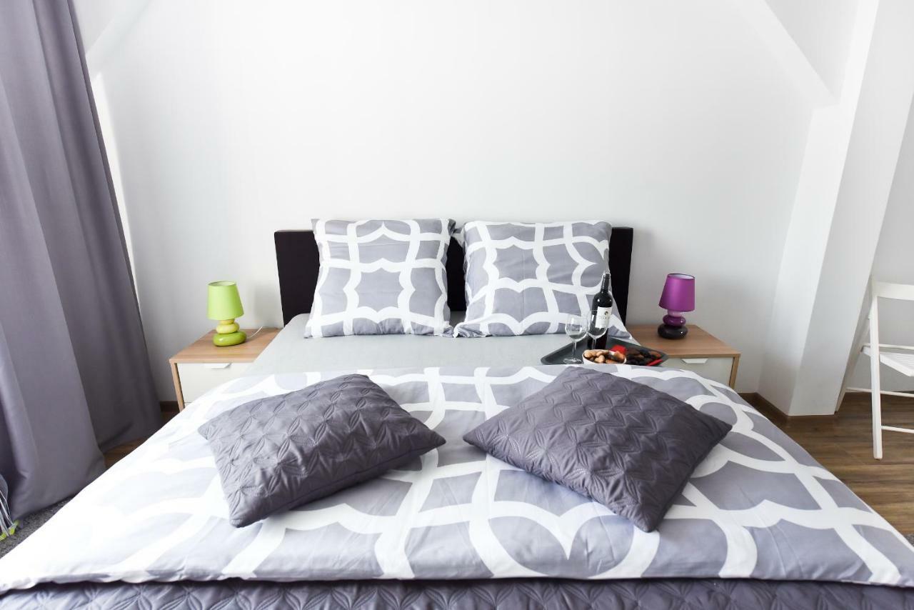 Apartament Centrum Z Miejscem Parkingowym Торунь Екстер'єр фото