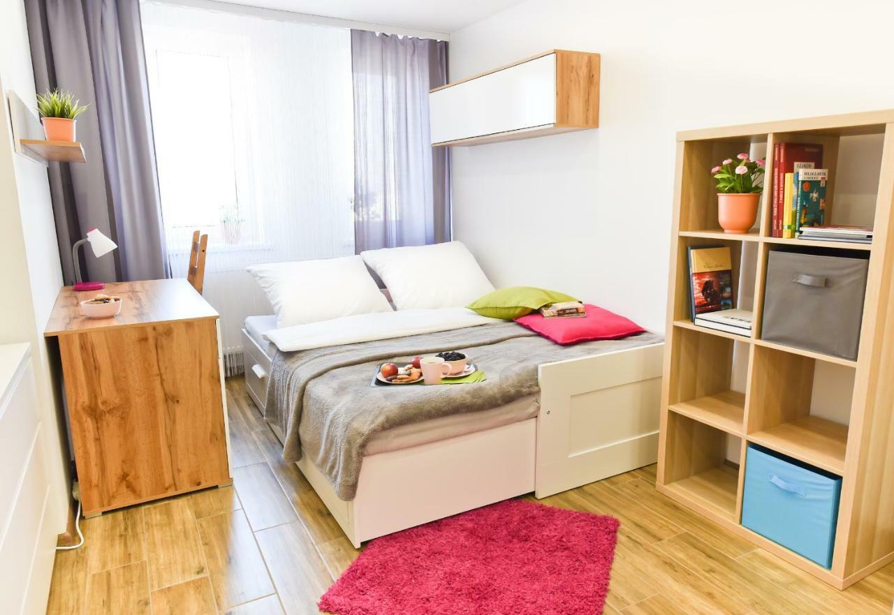 Apartament Centrum Z Miejscem Parkingowym Торунь Екстер'єр фото